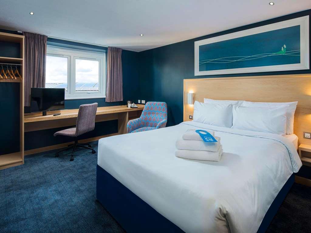 Travelodge Frimley Zimmer foto