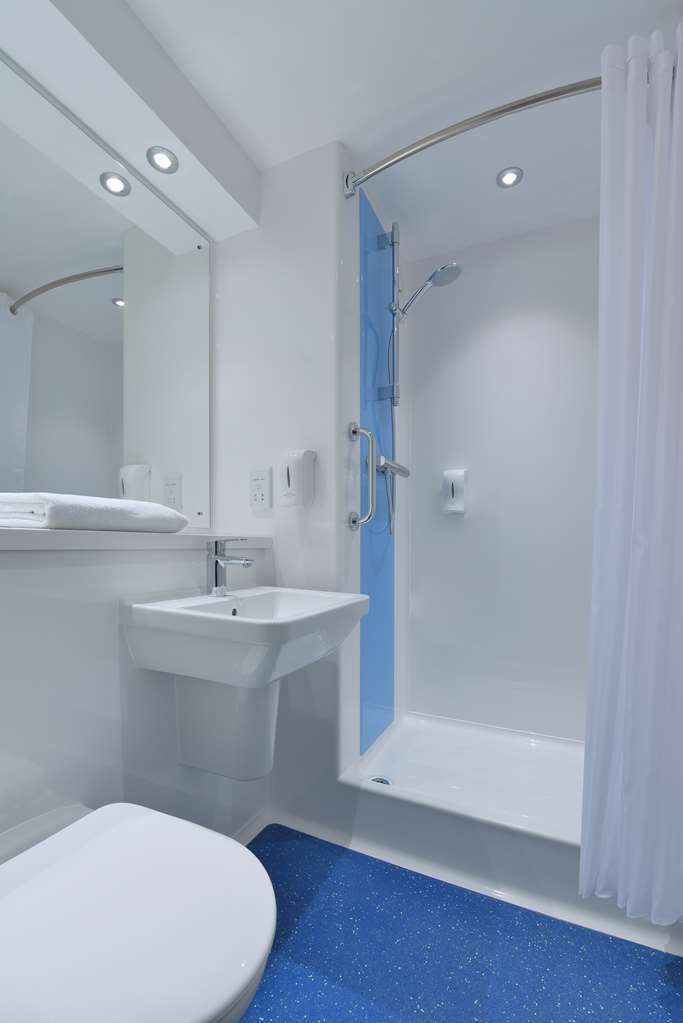 Travelodge Frimley Zimmer foto